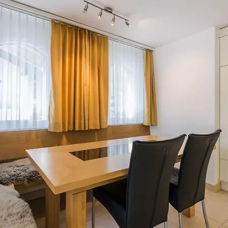 Apartment Evelyne *
